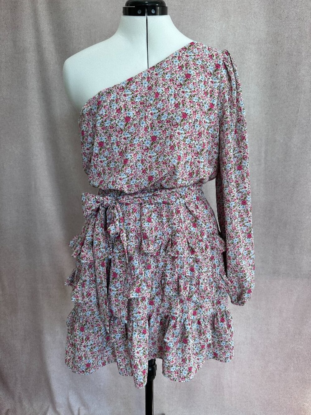 Lush LUSH Floral One Shoulder Tiered Ruffle Mini Dress, L